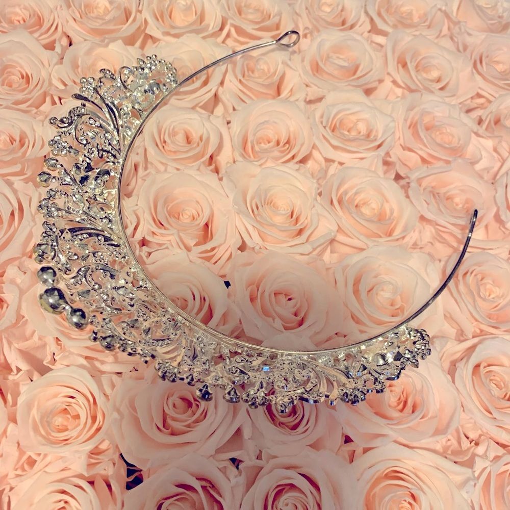 Swarovski Crystal Bridal Tiara Crown Brand New - Picture 6 of 8